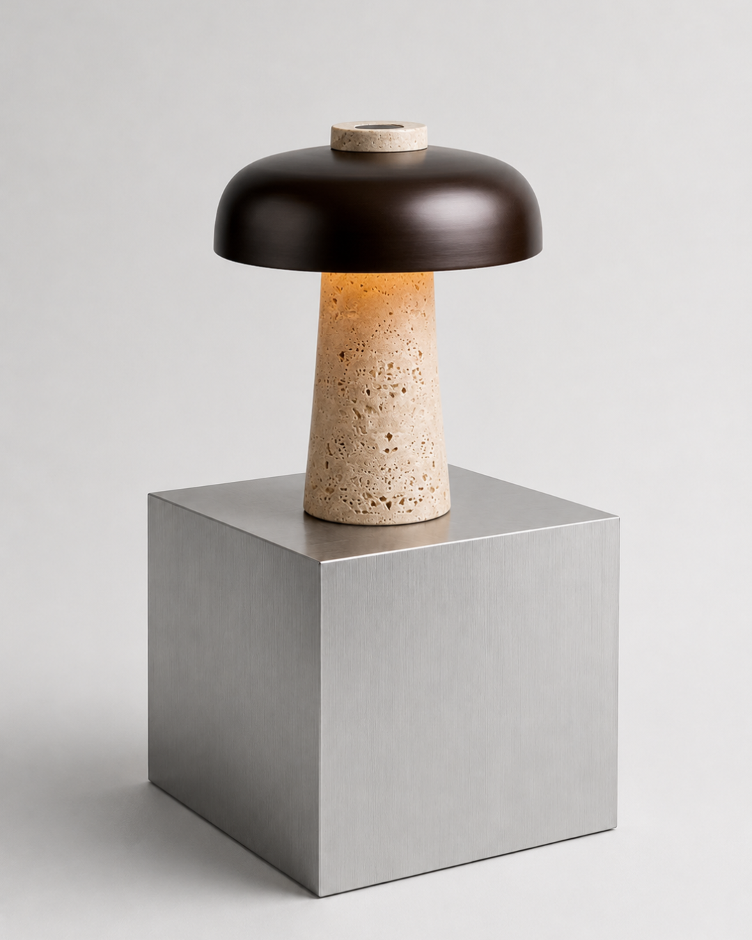 Lampe de table travertin et fer : Champignon naturel grand format