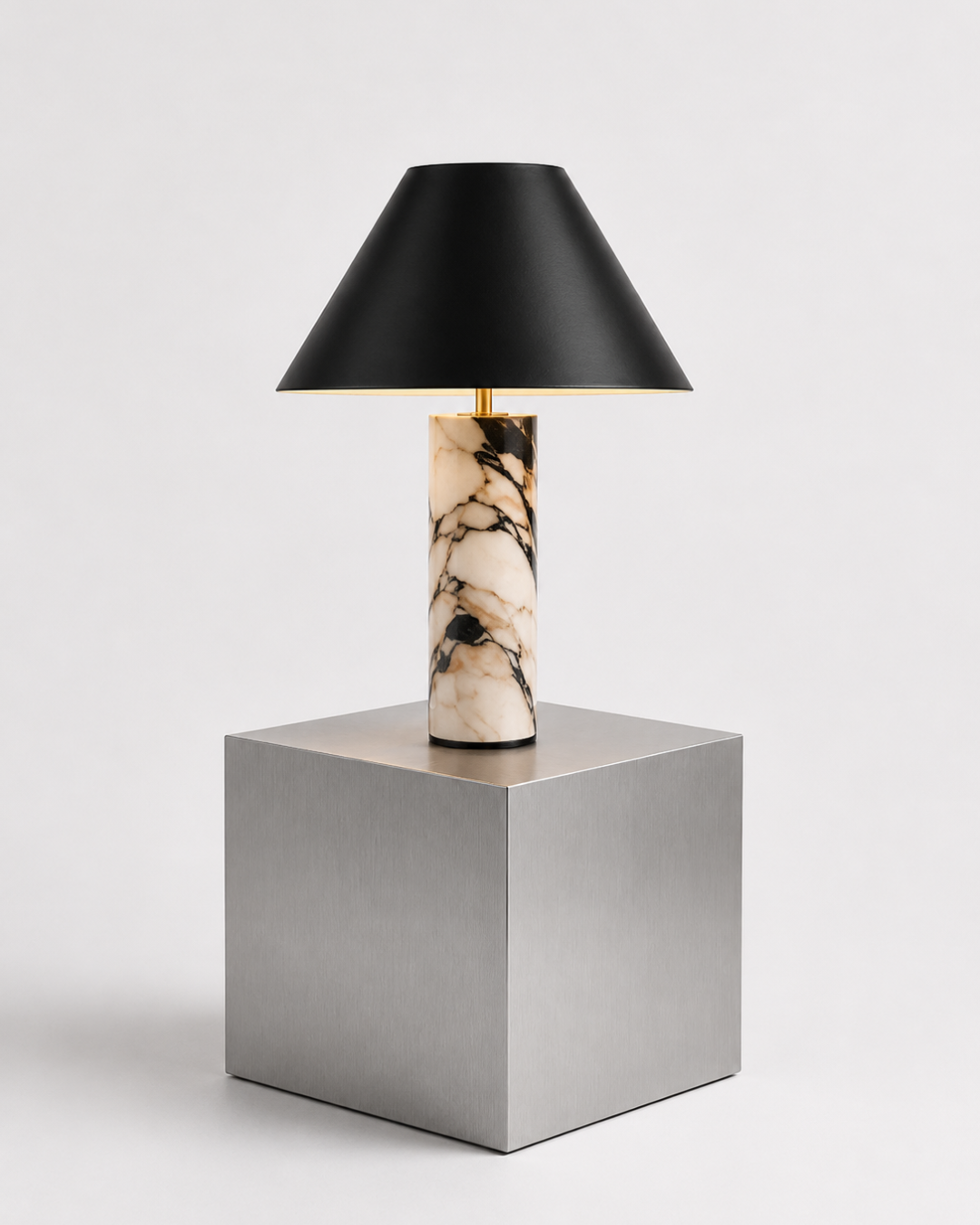 Lampe à poser : pied marbre Borghini et abat-jour conique