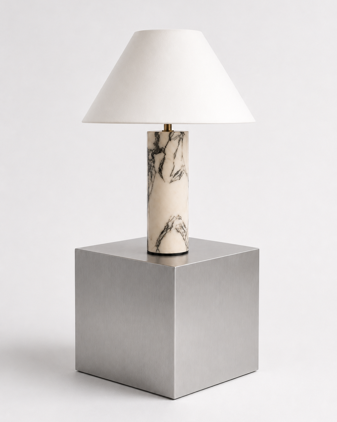 Lampe à poser : pied marbre Borghini et abat-jour conique