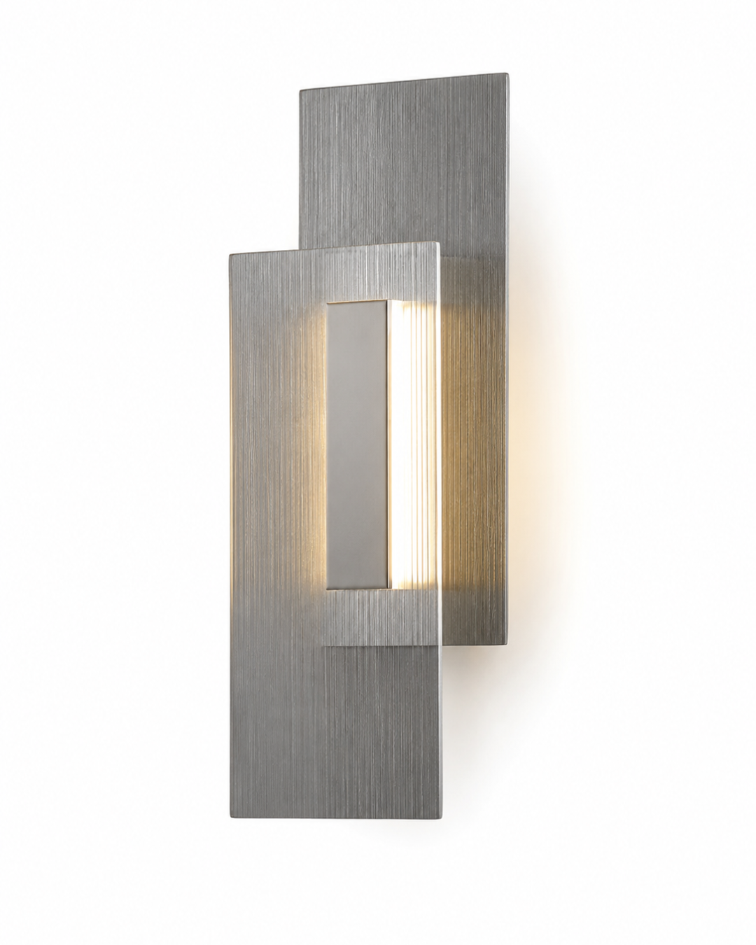 Applique murale lumière et ombre : verre cannelé et plaques décalées