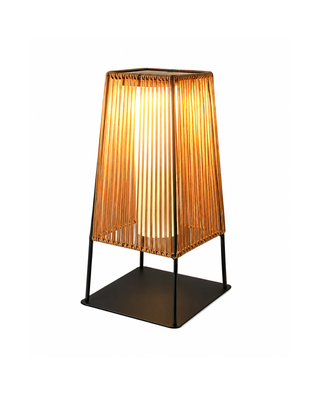 Lampe de jardin pyramidale : rotin synthétique et acier IP65