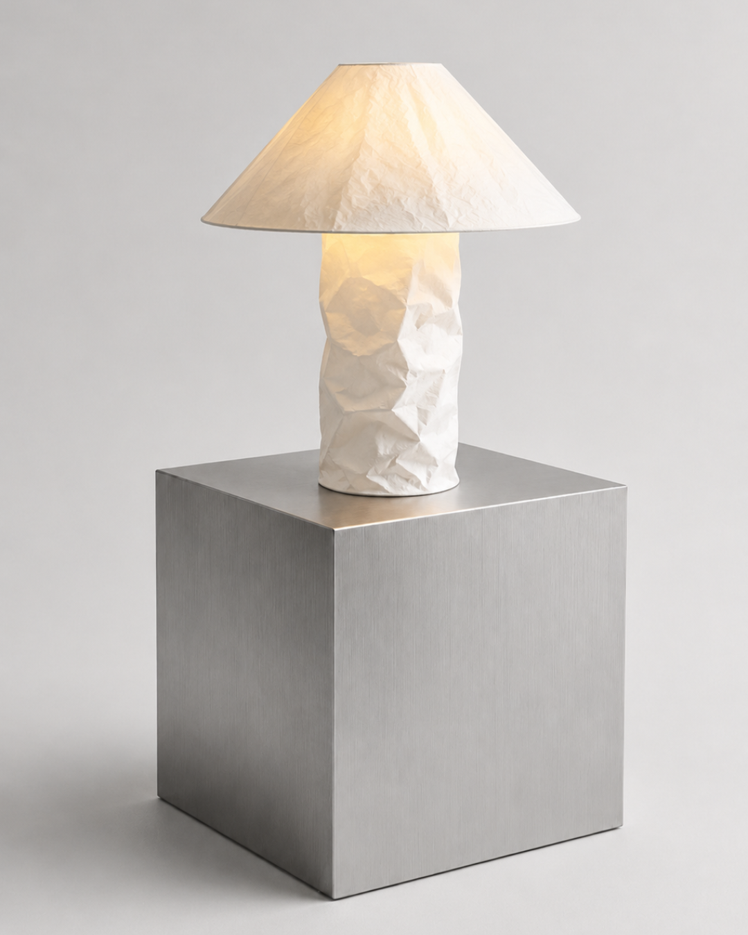 Lampe de table papier synthétique : Wabi-sabi froissé