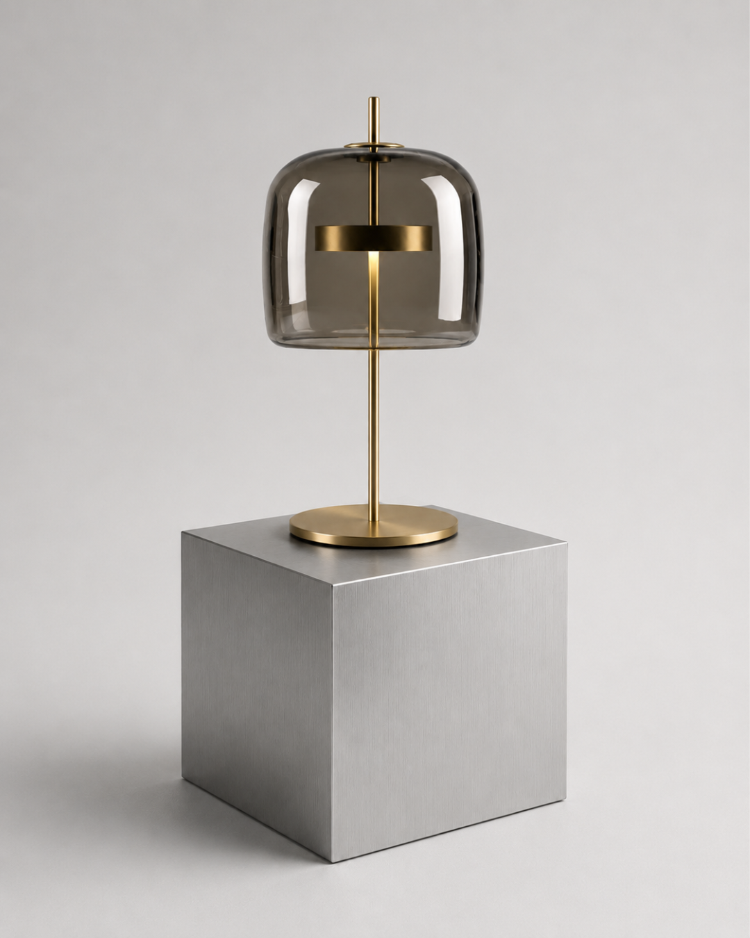Lampe de table verre et laiton : Globe traversé