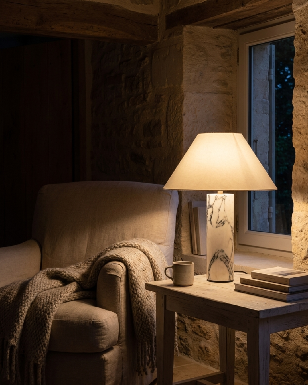 Lampe à poser : pied marbre Borghini et abat-jour conique